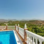 Villa Andalucia: Cerca De Todo, Intimidad Y Espacio