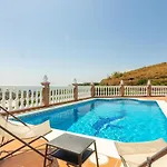 Villa Andalucia: Cerca De Todo, Intimidad Y Espacio